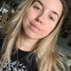 Meet your Posher, Sharon